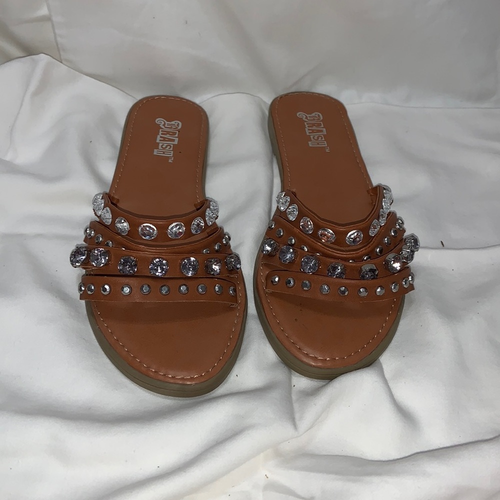 Brown faux leather sandals